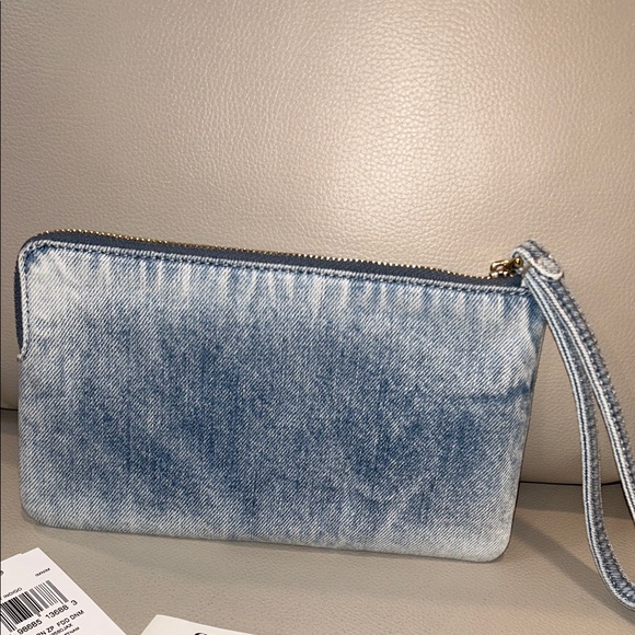 Coach NWT Light Indigo Denim Corner Zip Wristlet - Picture 6 of 10